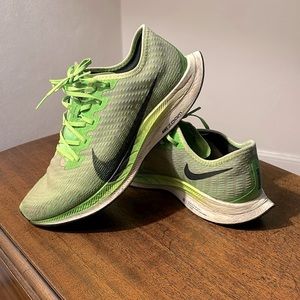 Nike Zoom running sneakers. Sz 11.